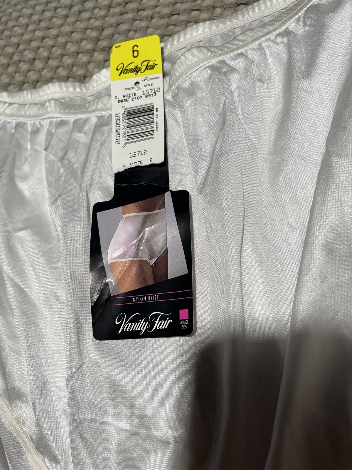 Vintage NWT Vanity Fair Nylon Classic Brief Panties 15712 White Size 6