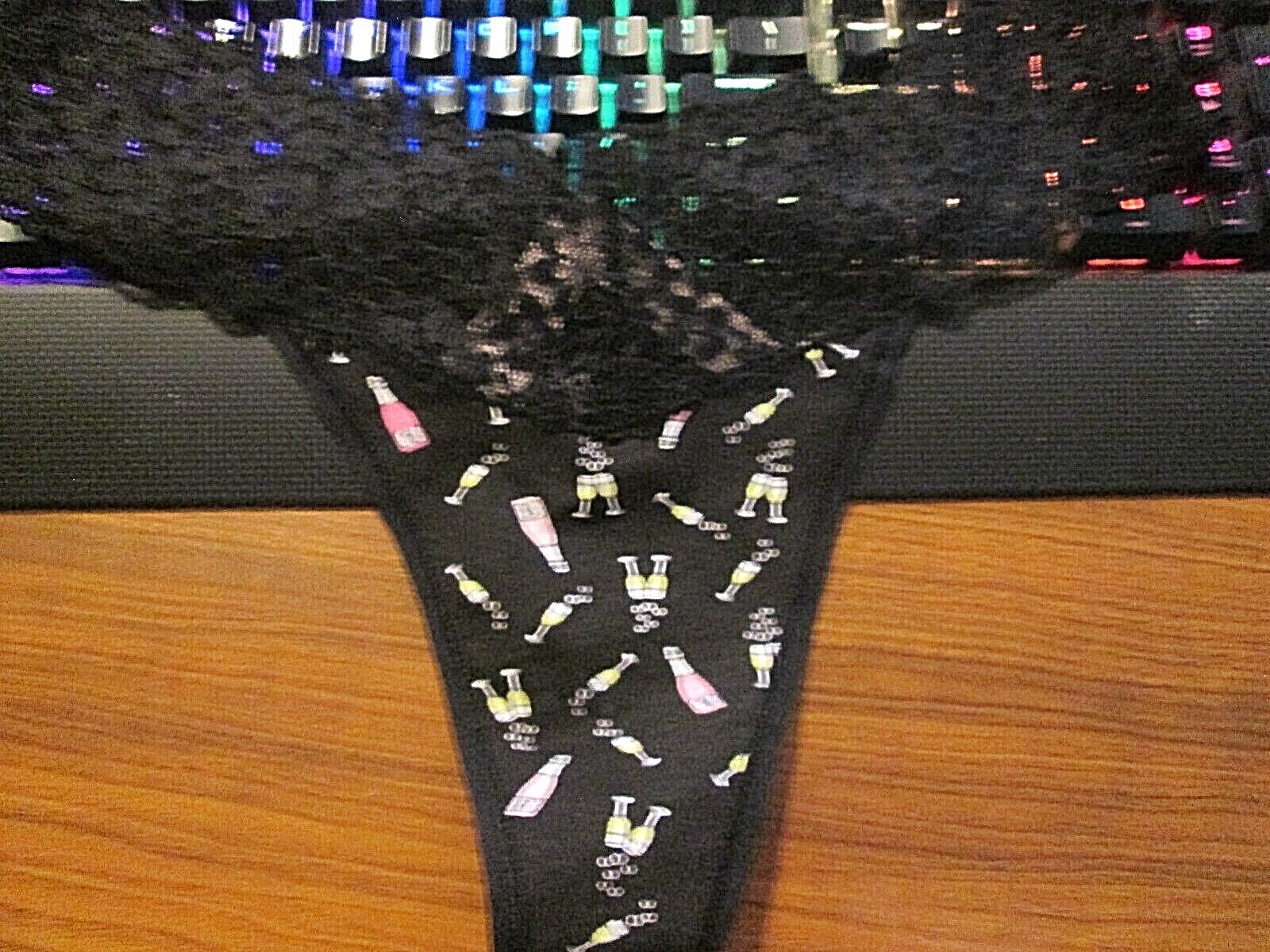 New w/Tag Victoria’s Secret💗🖤Lace Top Thong 🖤XS,S,M,L,XL🖤