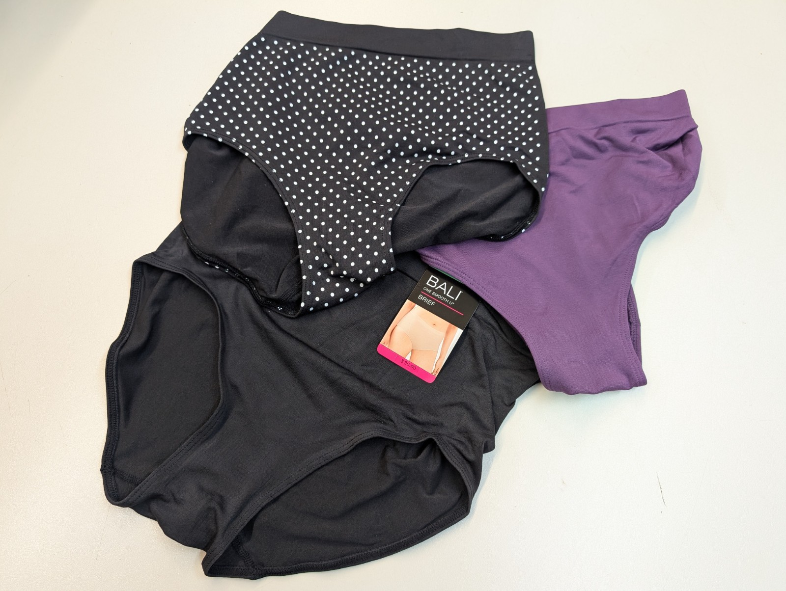 Bali DFA361 One Smooth U All Over Smoothing 2361 Brief Panties 3-pack XL / 8
