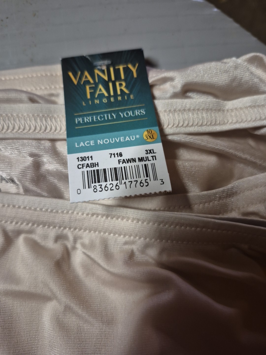 6 Pairs Vanity Fair Briefs 10/3xl Tan