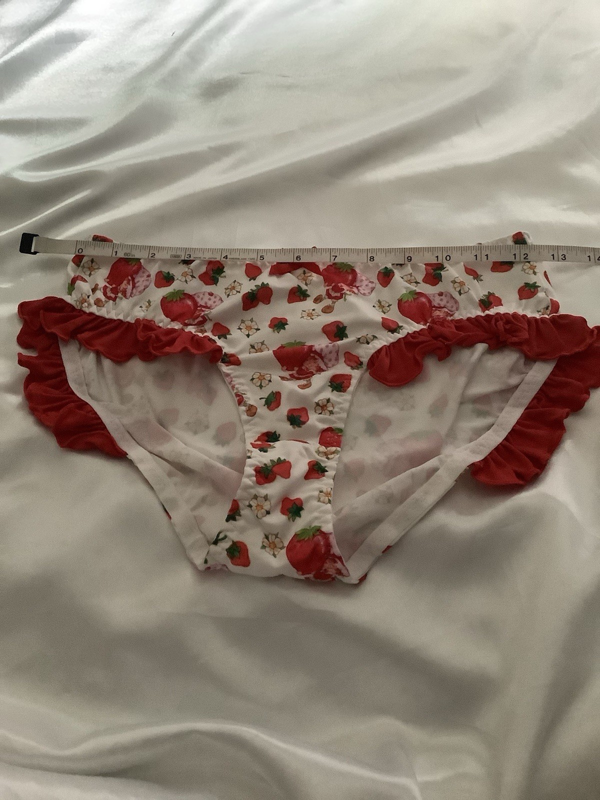 Strawberry Shortcake Licensed Women’s Teen Kawaii Bikini Panties Ruffle Medium