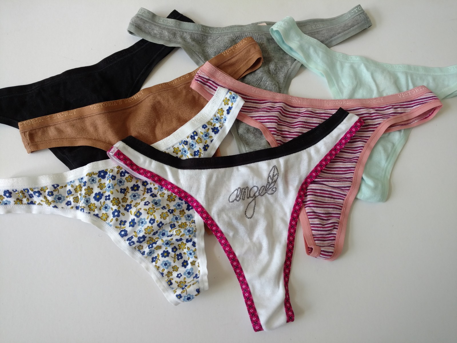 Victoria’s Secret Low-Rise Thong Small 100% Cotton Vintage Pattern Solid Stripe