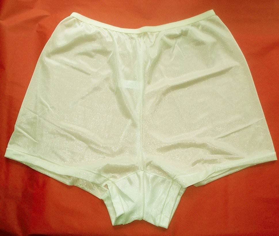 3 Pair Size 11 IVORY Flare Leg Nylon Tricot Panty Like a Men’s Boxer CLOSE OUT