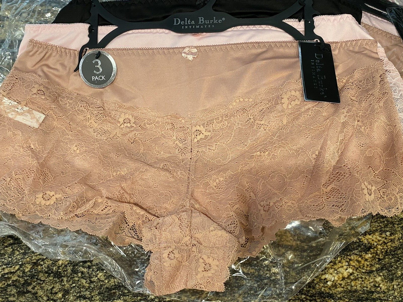 NEW Womens Delta Burke 3-Pack Plus Micr Lace Boyshorts Panties, size L