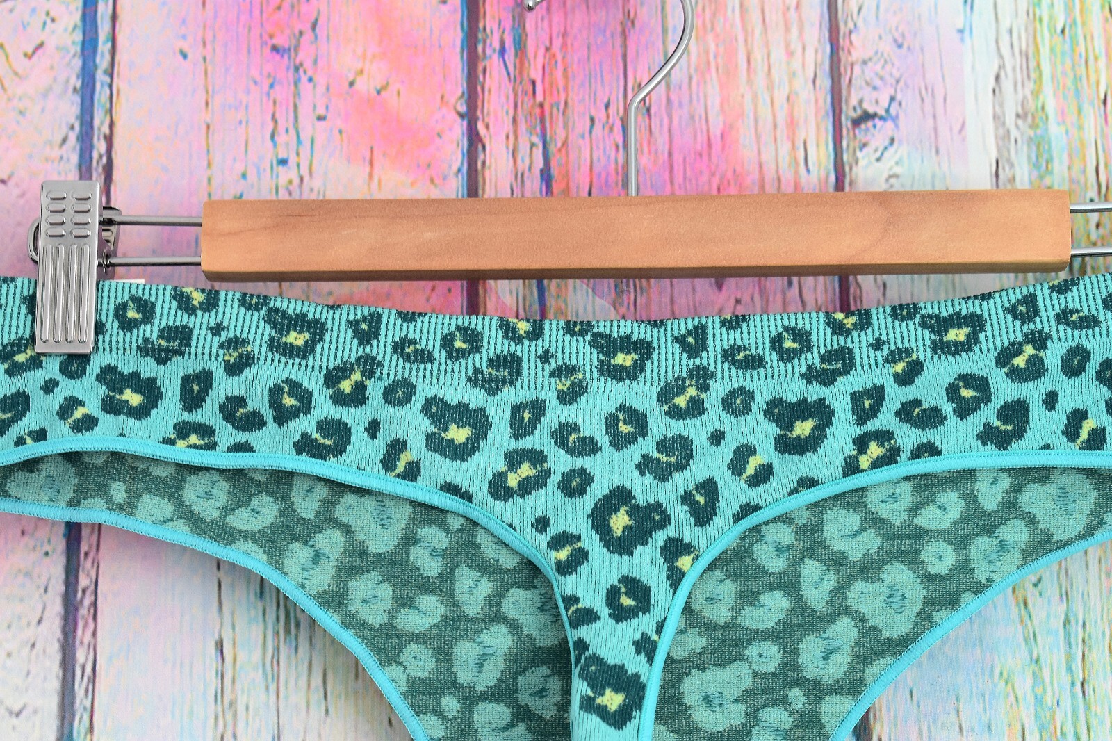 Women’s NOBO No Boundaries Seamless Thong Xs-XXXL Aqua Ocean Panties Underwear