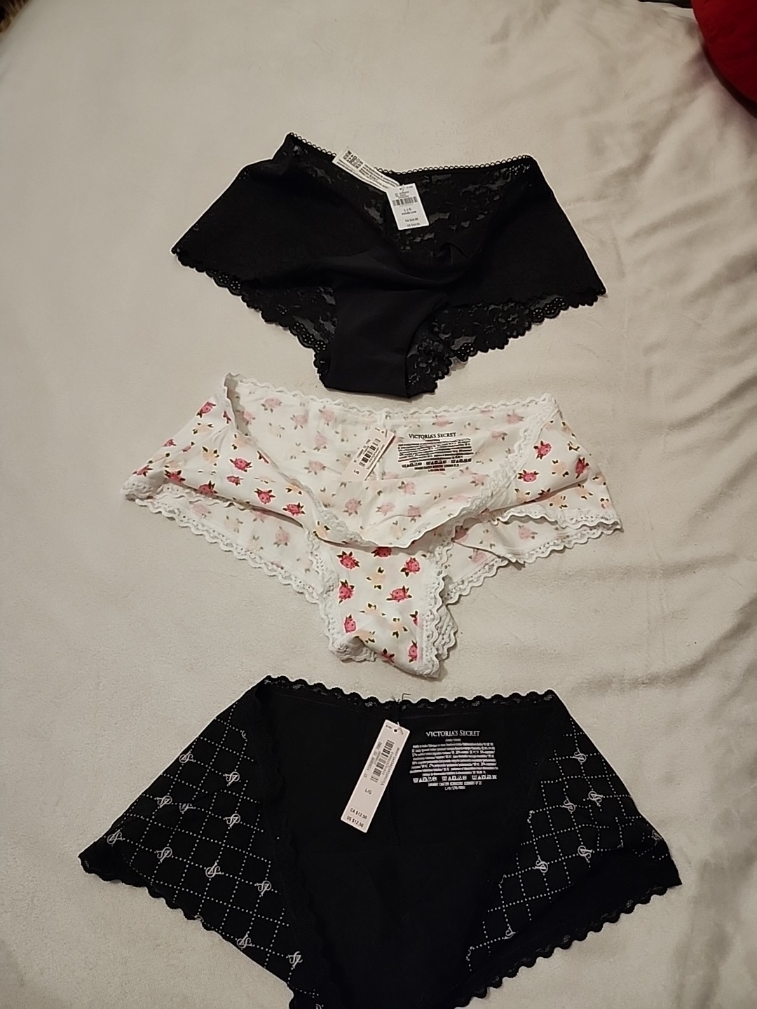 New 3 PACK Victoria’s Secret Cheeky/cheeky Lace Panties Underwear Women Size LG
