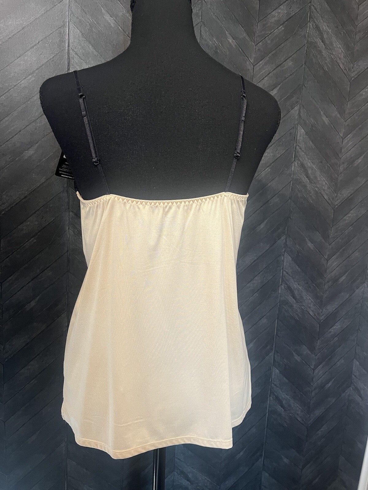 Maidenform SZ S/5 Women’s Casual Comfort Lounge Cami Black lace/Beige