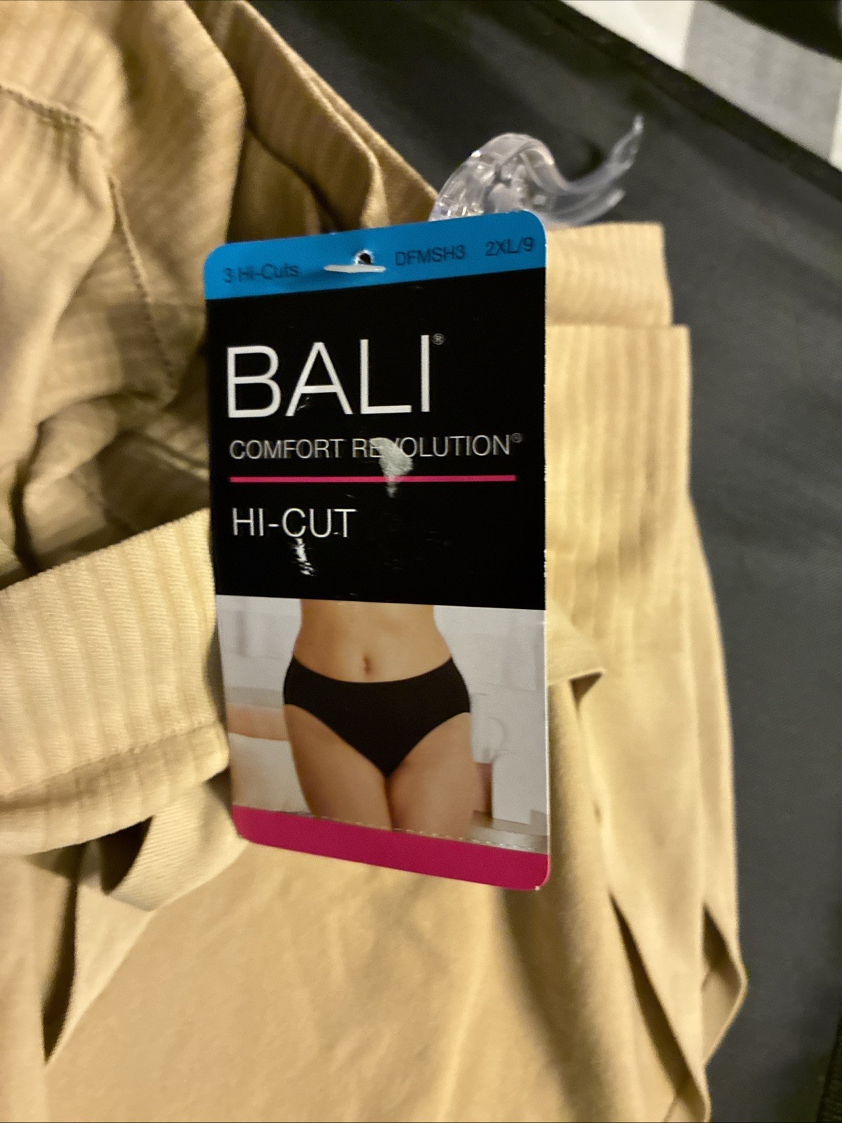 Bali Comfort Revolution Easylite Seamless Panties Brief DFELB3 Size 2X/9 Beige 3