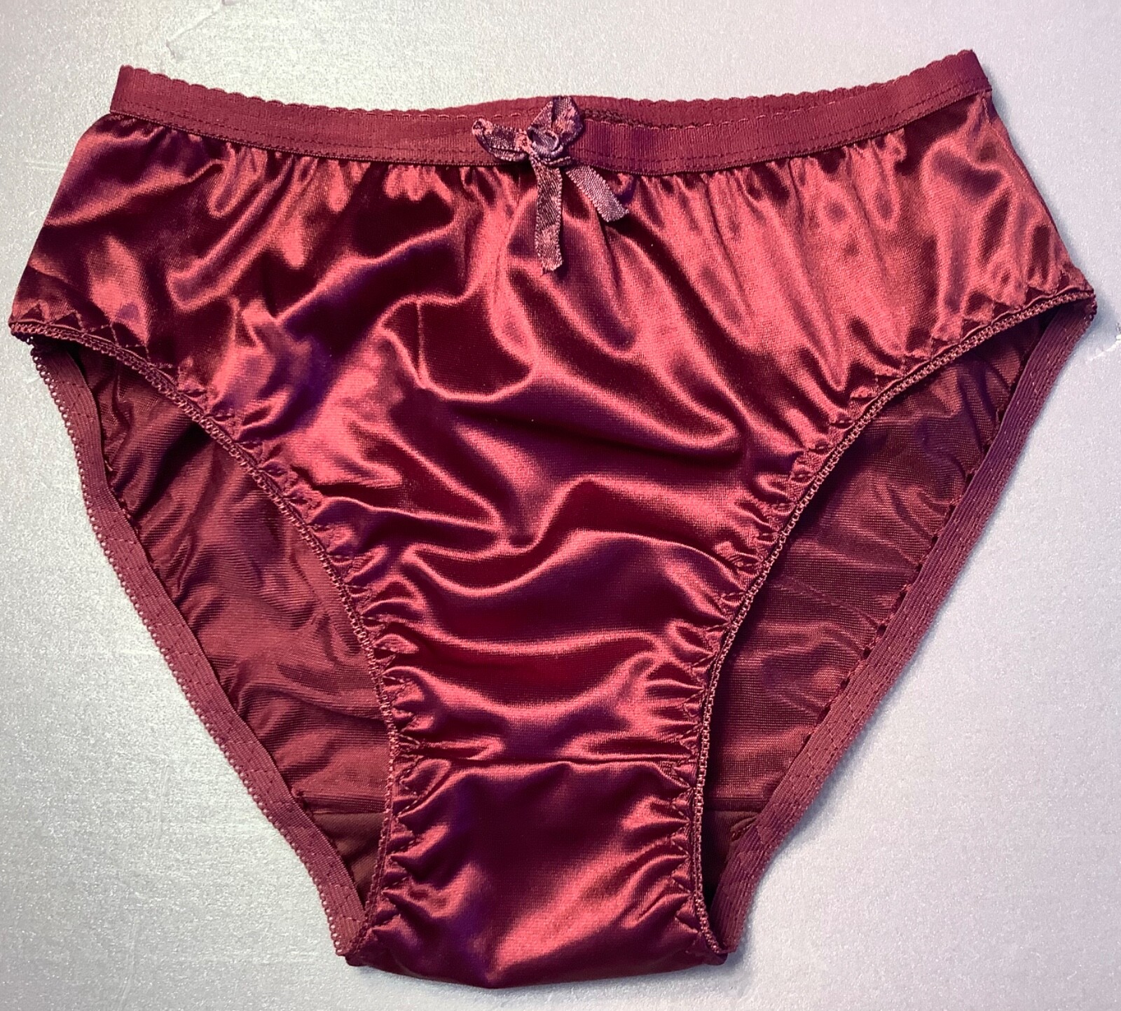 Women’s panties bikinis ANN DIANE size L.glossy satin soft silky w/decoration