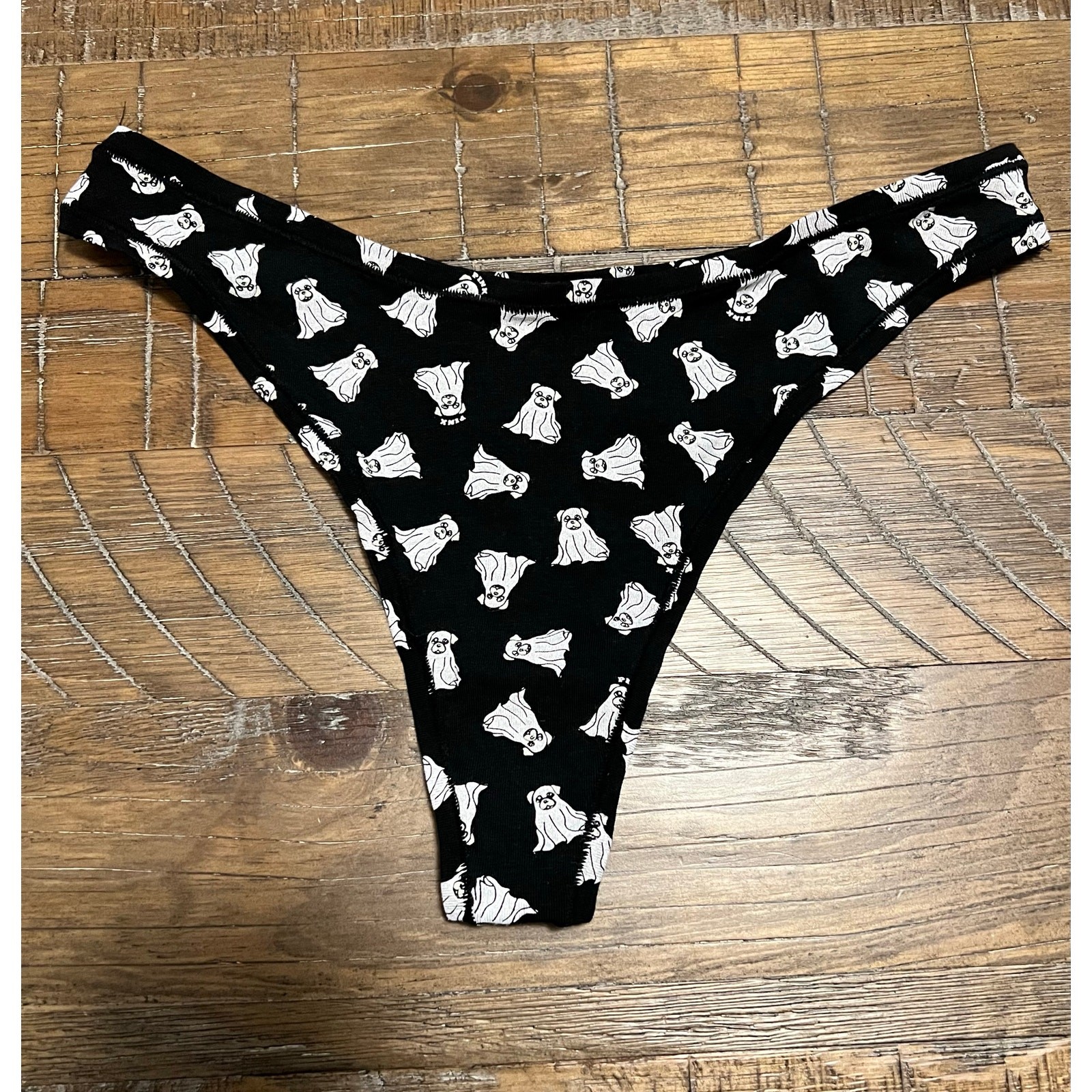 Victoria’s Secret PINK Novelty Print Thong NWT Ghost Puppy Size Medium