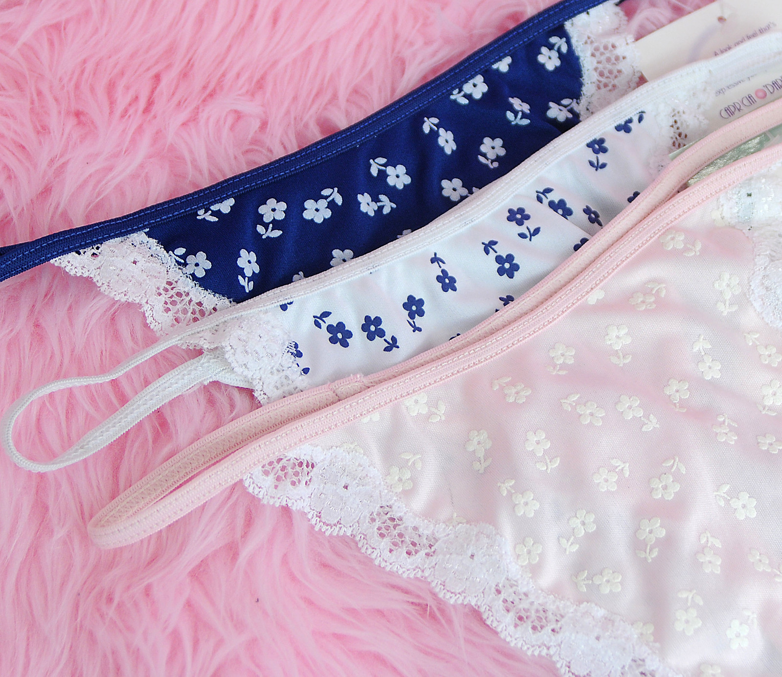 Sweet Sexy Floral Scalloped Lace Sissy Blue Pink White Thong panties sz 6/M