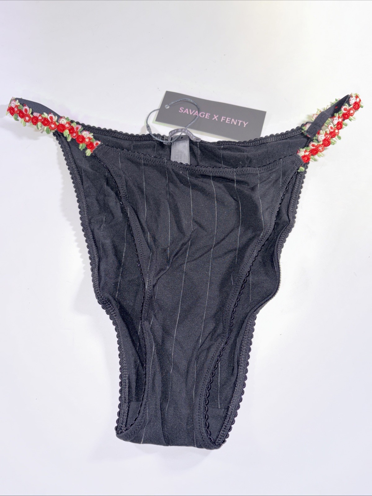 Savage X Fenty Sleek Stitch Rosette Trim String Bikini Black Caviar Size L New