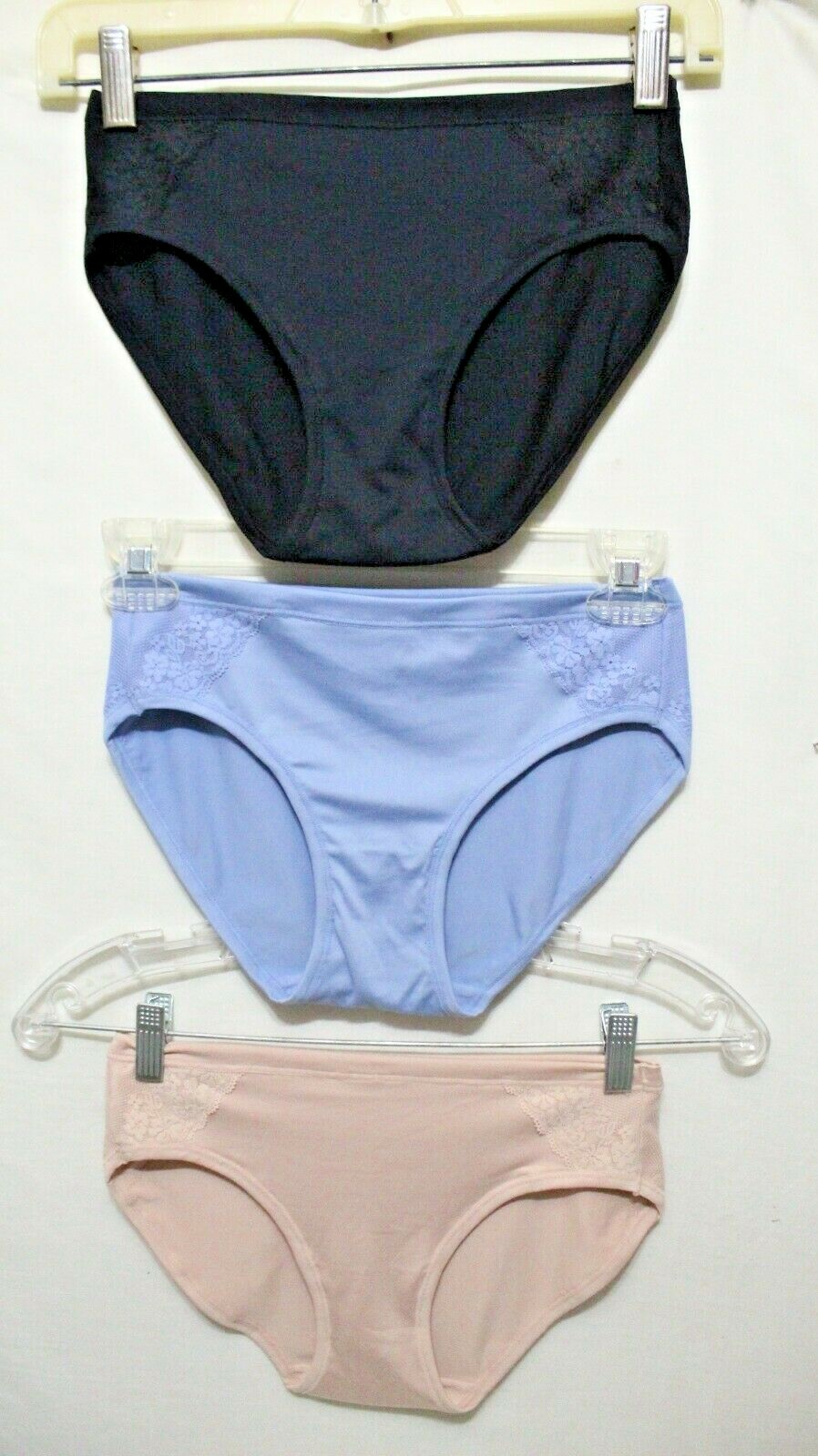 ARIA INTIMATES womens pantie size M mid rise pack of 3 style 640969 stretchy NEW