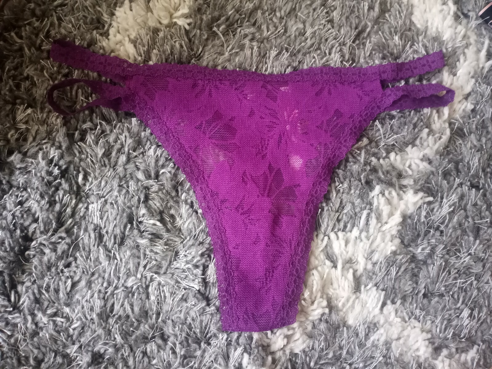 NeW Vs pink strappy lace thong Panty Size medium deep purple