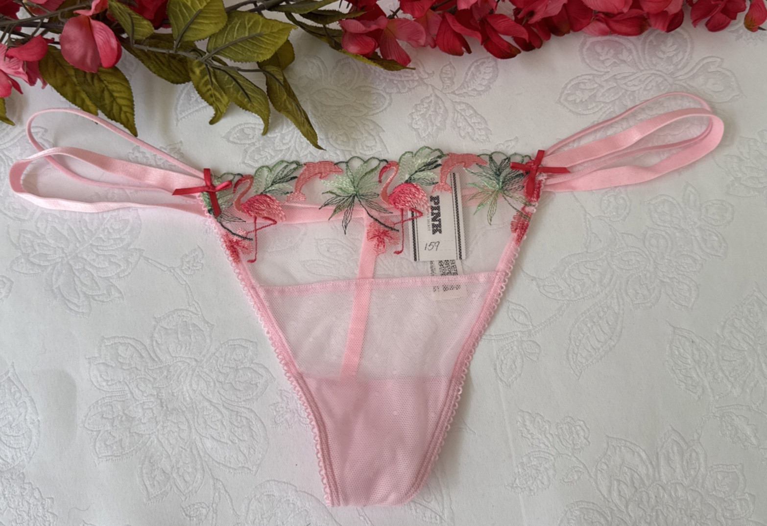 VICTORIA’S SECRET M PINK FLAMINGO EMBROIDERED LACE V STRING THONG PANTIES SUMMER