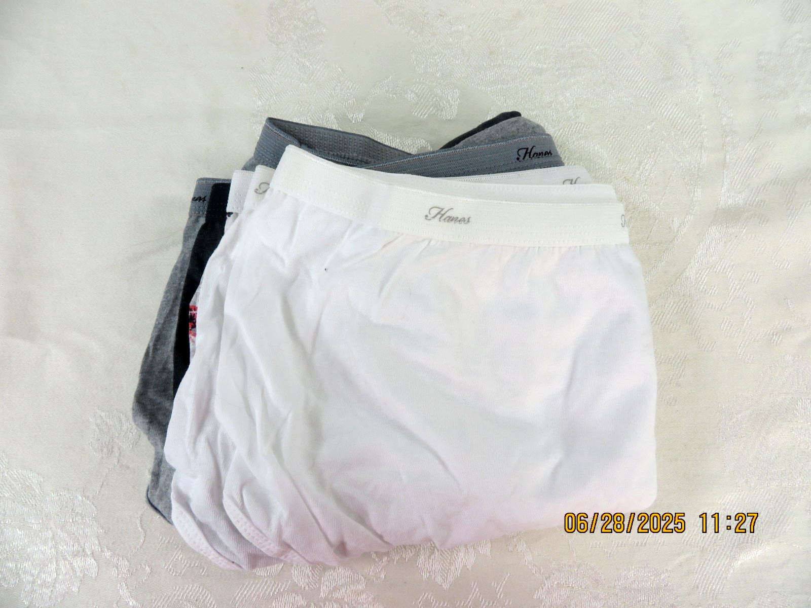 HANES SZ 10 NWOT 100% Cotton Set of 5 PCS Thin Lightweight Panties Underwear
