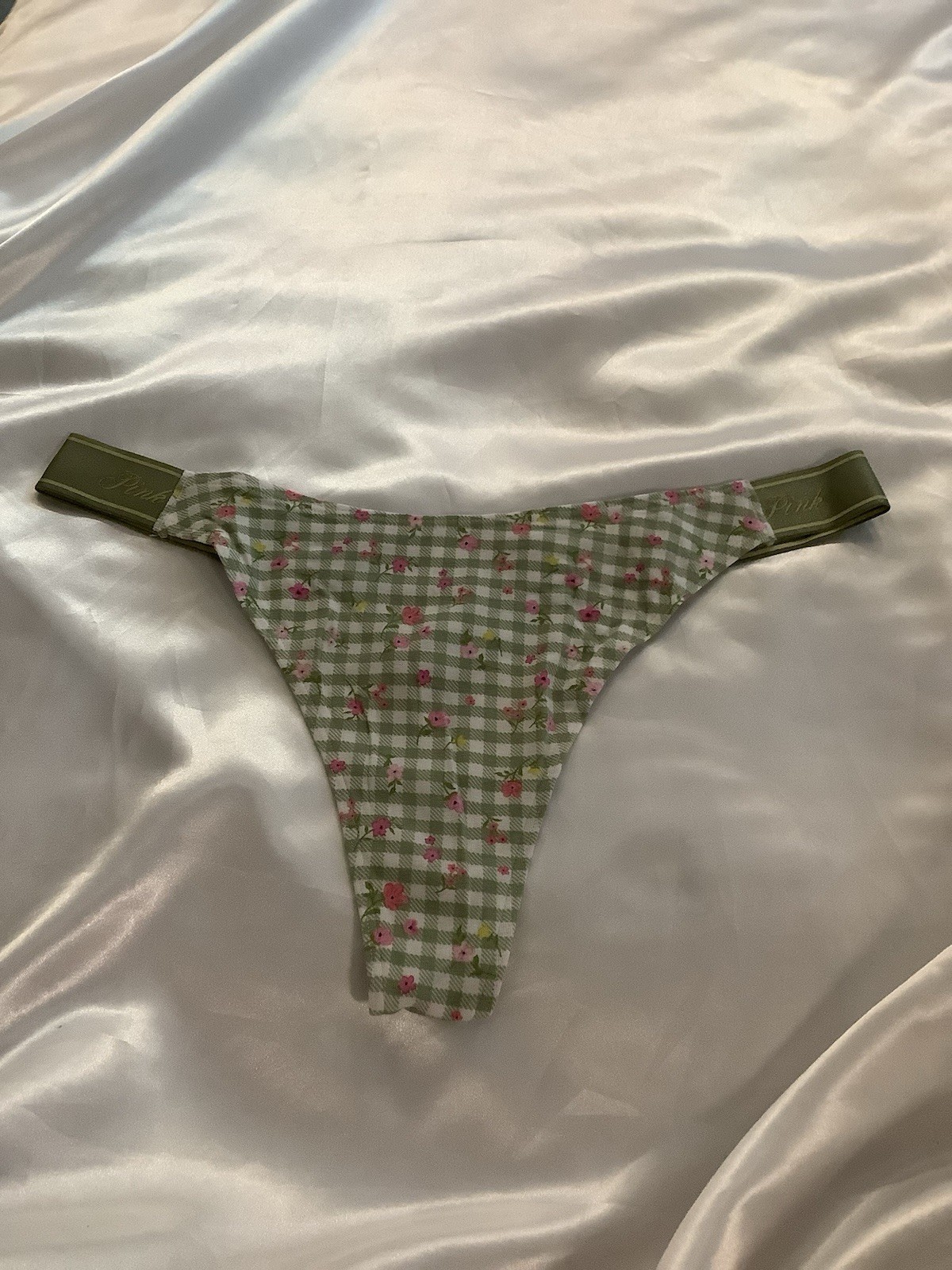 Women’s Victoria’s Secret PINK High Leg Thong Floral Gingham 5pk ($8 Each) L