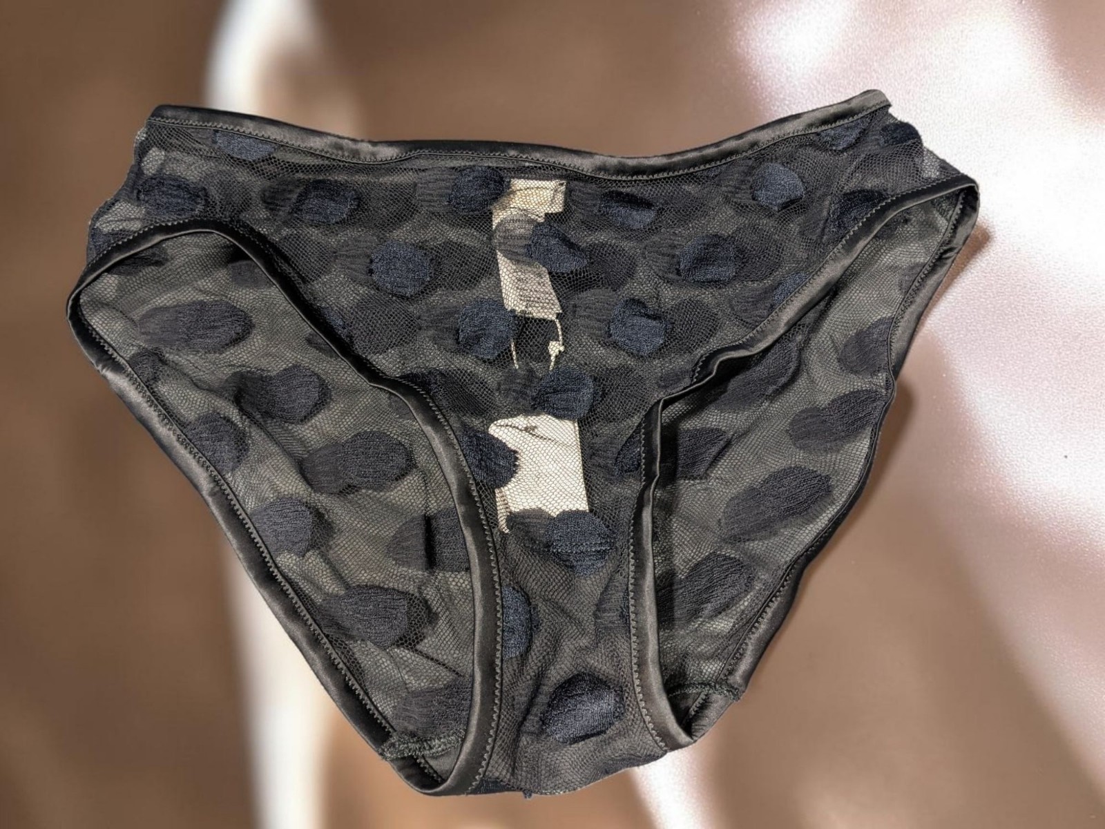ERES BALLON BULE SATIN TRIMMED POLKA DOT LACE BRIEFS NAVY SIZE 40/US 8
