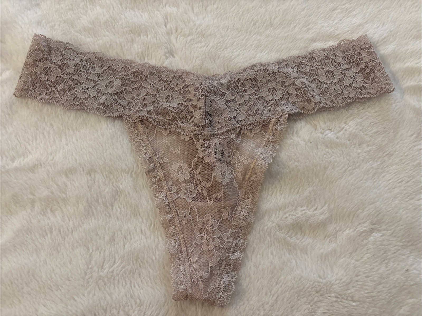 Victoria’s Secret Panties Thong Panty The Lacie Floral Posey Lace Taupe Medium M