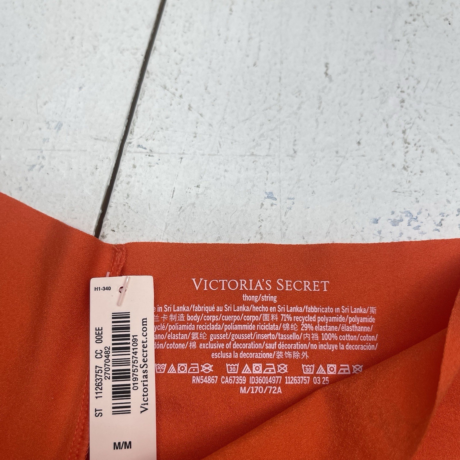 Victoria’s Secret 4 Pack Black Orange Pink Thong/String Underwear Women’s Size M