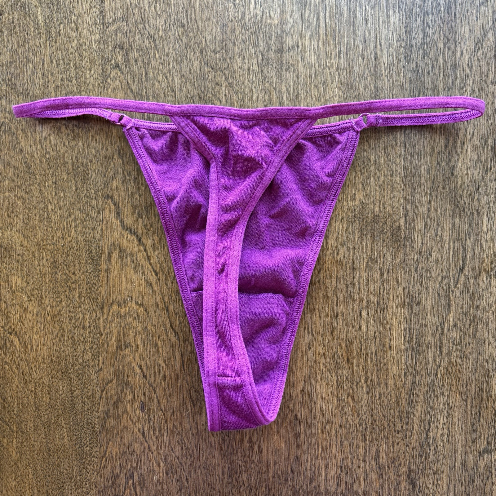 Vtg 2001 Victoria’s Secret Metallic Shine Cotton/Nylon Thong Panty Small Purple