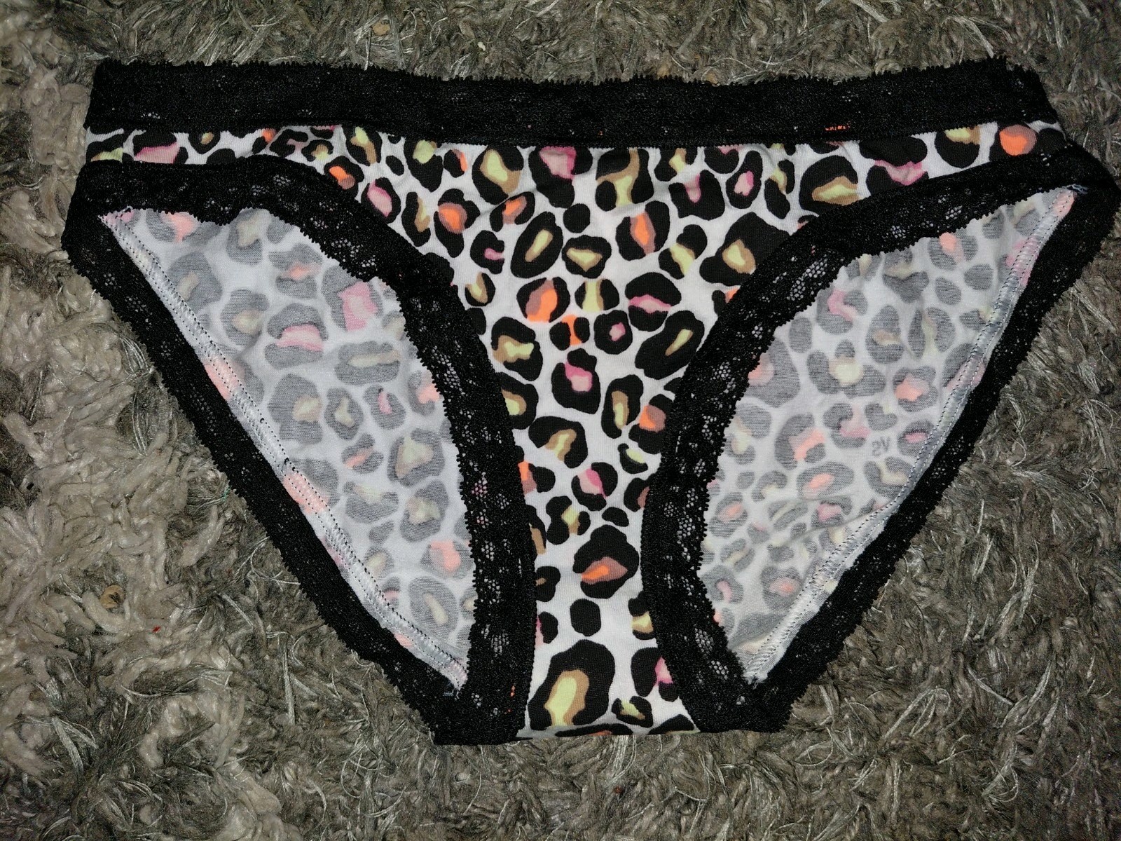 VS Older Style Floral Lace Trim bikini NEW size Small Multi Colored Leopard