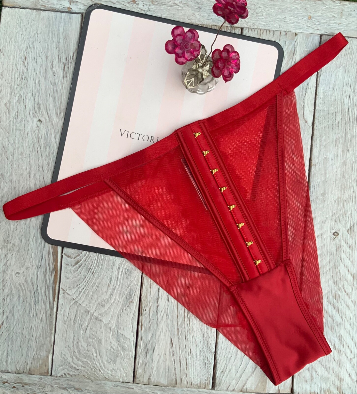 Victoria’s Secret Luxe Lingerie Red Lipstick Velvet Trim Brazilian Hook Panty L