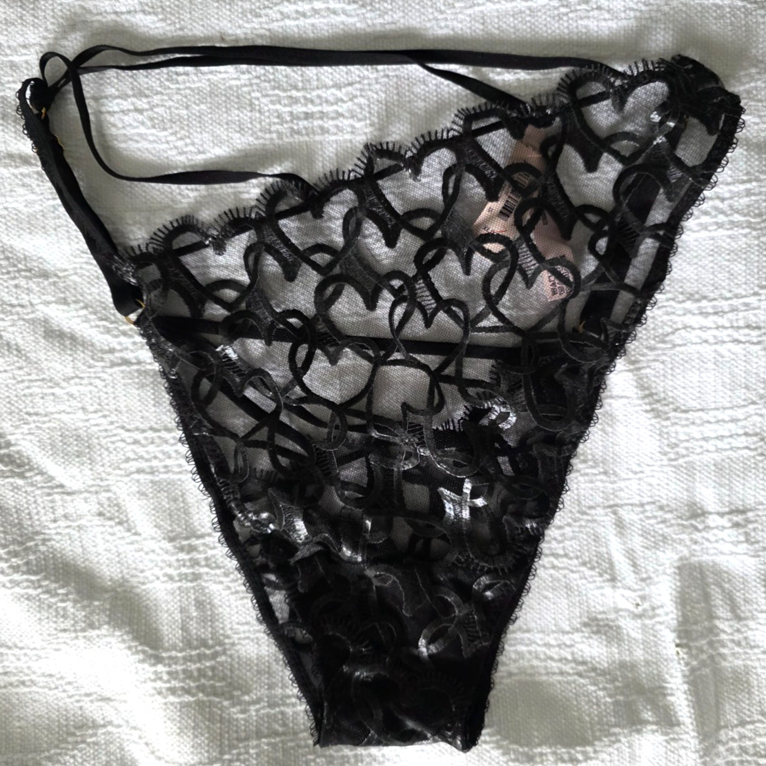 Victoria’s Secret Very Sexy Strappy Bikini Hearts Panty Large Black X-Large NEW
