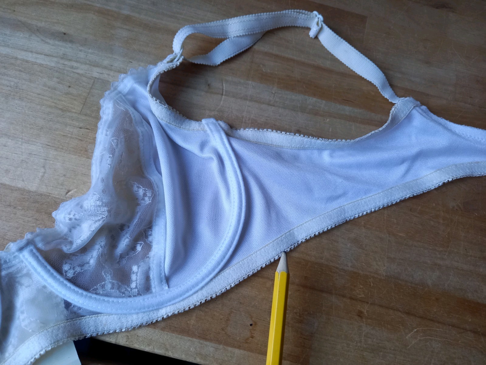 White Bra with Half Lace Cups Underwire Bra 36C BRAND NEW’