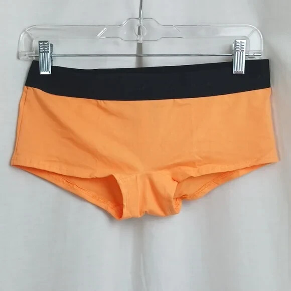 Victoria’s Secret PINK Boyshorts Panty Halloween Spooky Ghost Script Logo Medium