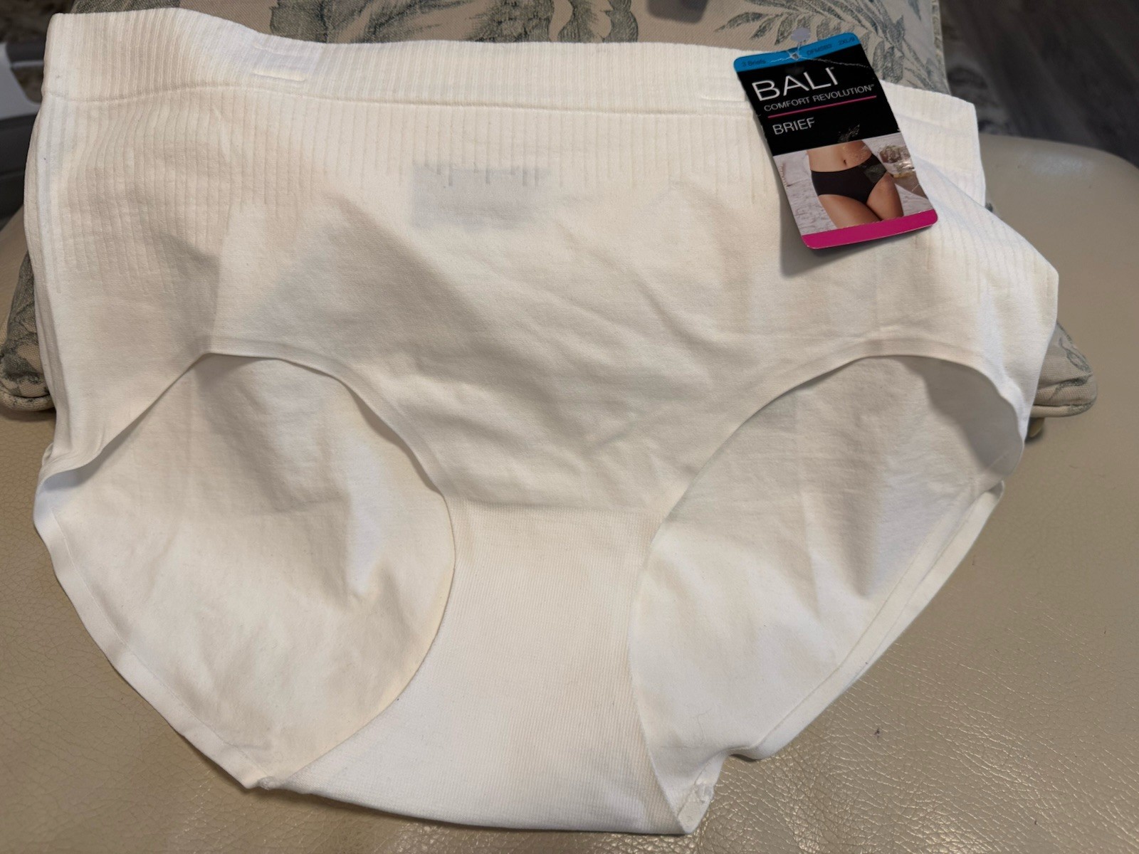 NEW! Women’s Bali Breathable Comfort Revolution Brief Panty – 3 Pack Size 2XL/9
