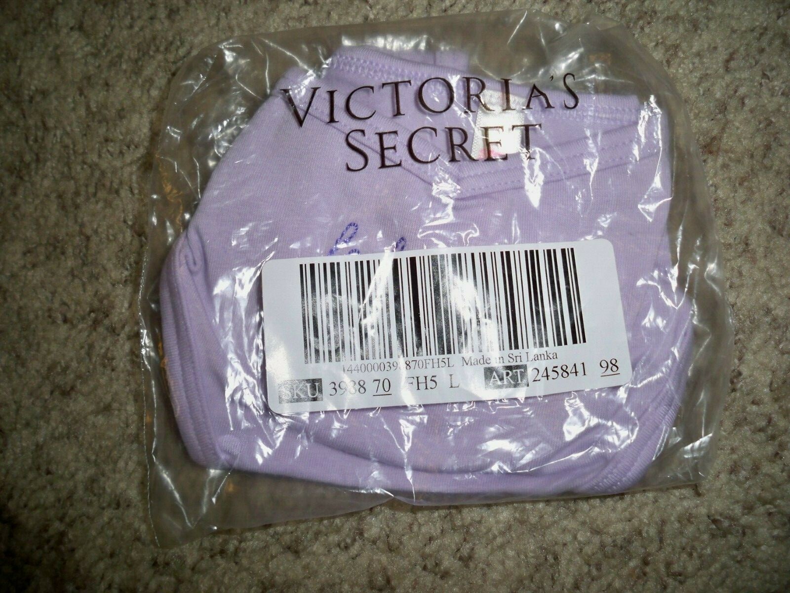 VICTORIAS SECRET THONG LARGE LETS FEELIN LAZY LILAC LAVENDER NEW