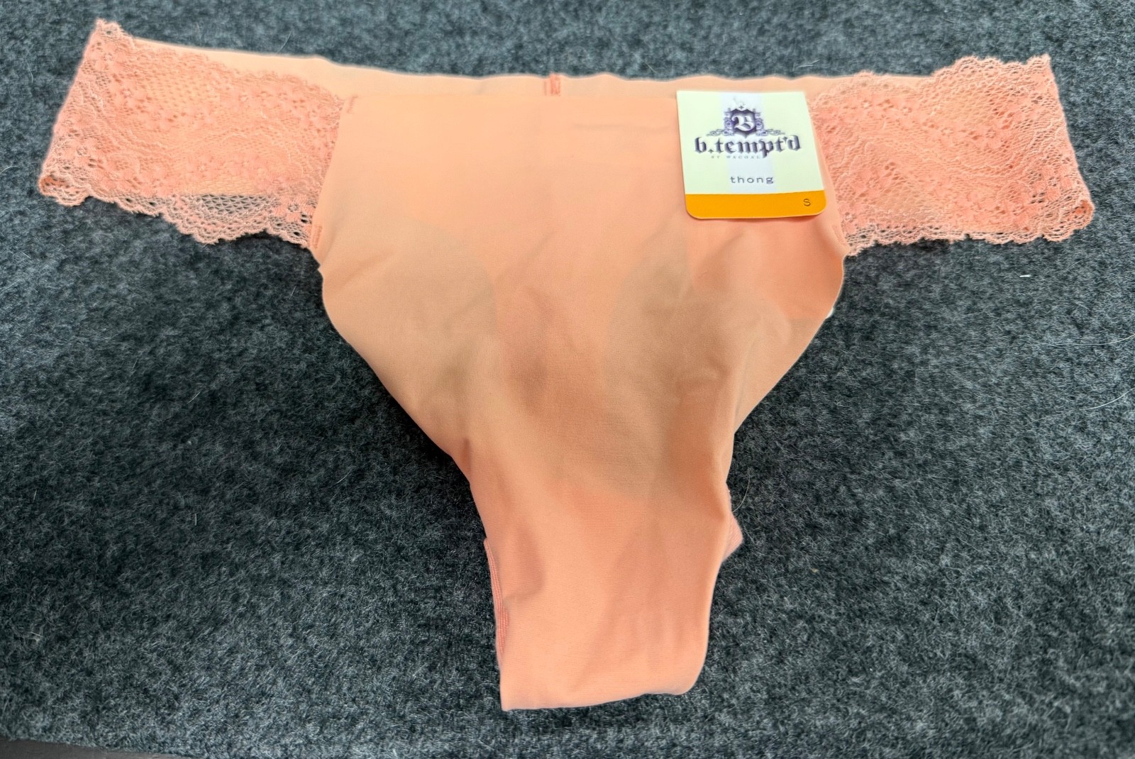 b.tempt’d by Wacoal Thong 976267 Peach Size Small New with Tags