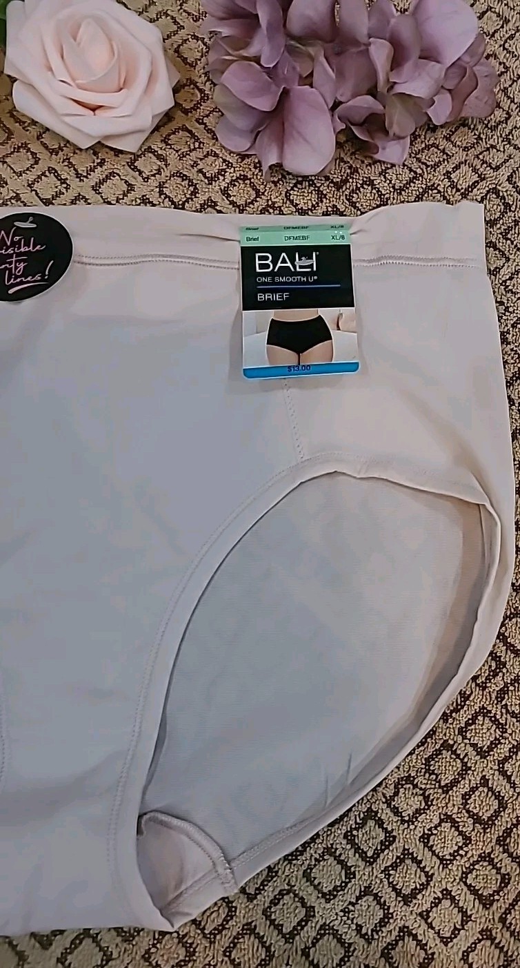 Rare BALI One Smooth U Brief Panty DFMEBF Size 8/XL nwt $13.00