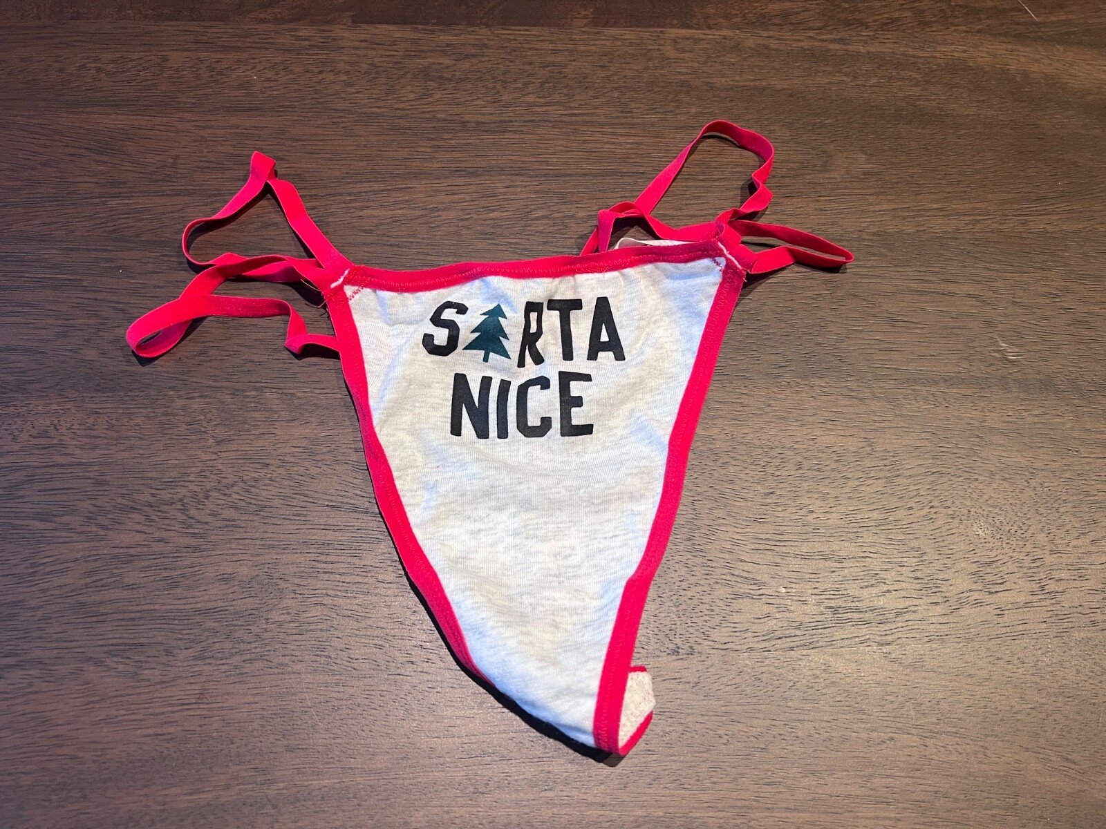 Victoria’s Secret PINK Sorta Nice string thong Christmas tree panties gray red L