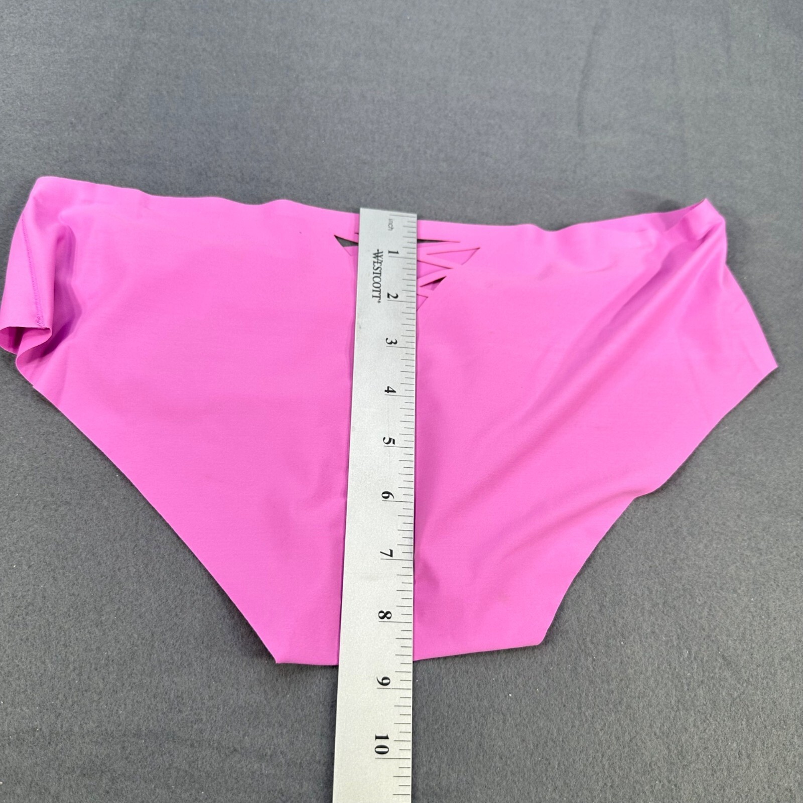 Maidenform Womens Size Large 7 Panty Hipster Free Cut Invisible Edge Pink New