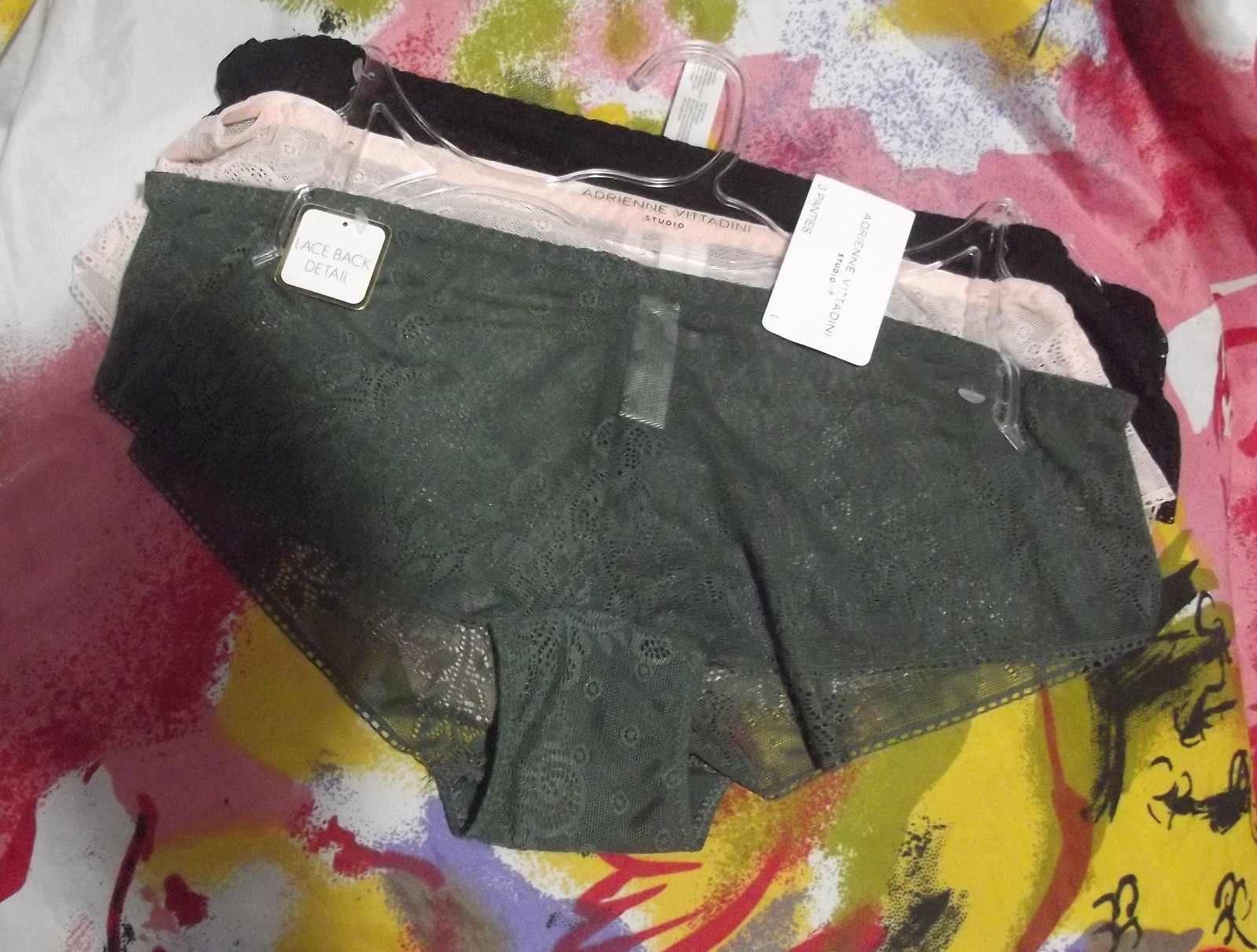 3 NEW ADRIENNE VITTADINI 9429 GN/BG MF LACE HIPSTER PANTIES L
