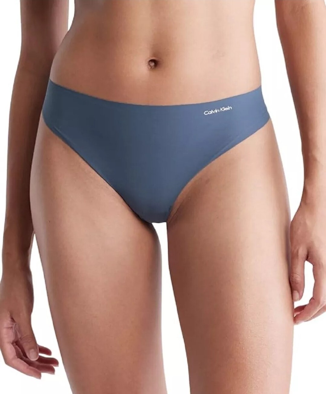 Calvin Klein Women’s Invisibles Seamless Thong Panty, Blue, Medium