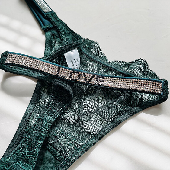 Women’s Sexy Lace Low Waist Thongs Panties Intimate G-String Briefs Underwear