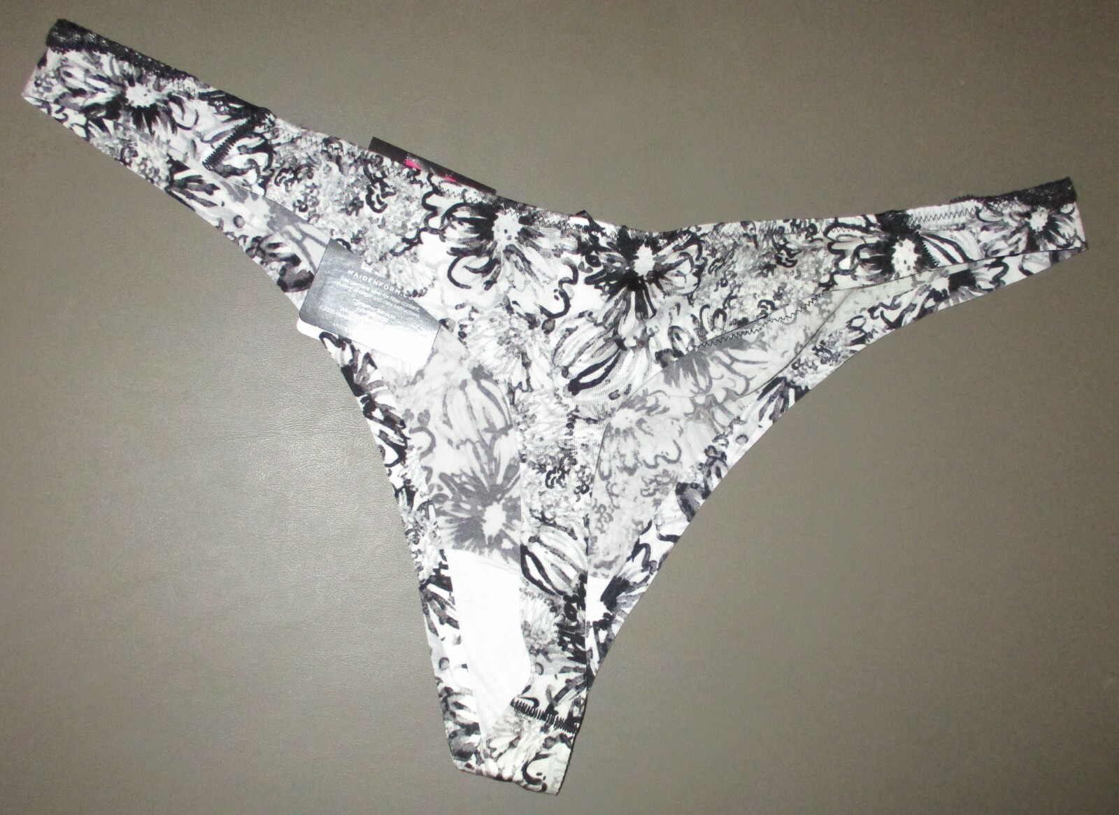 MAIDENFORM~2XL 9~40149~Black Floral Comfort Devotion Thong