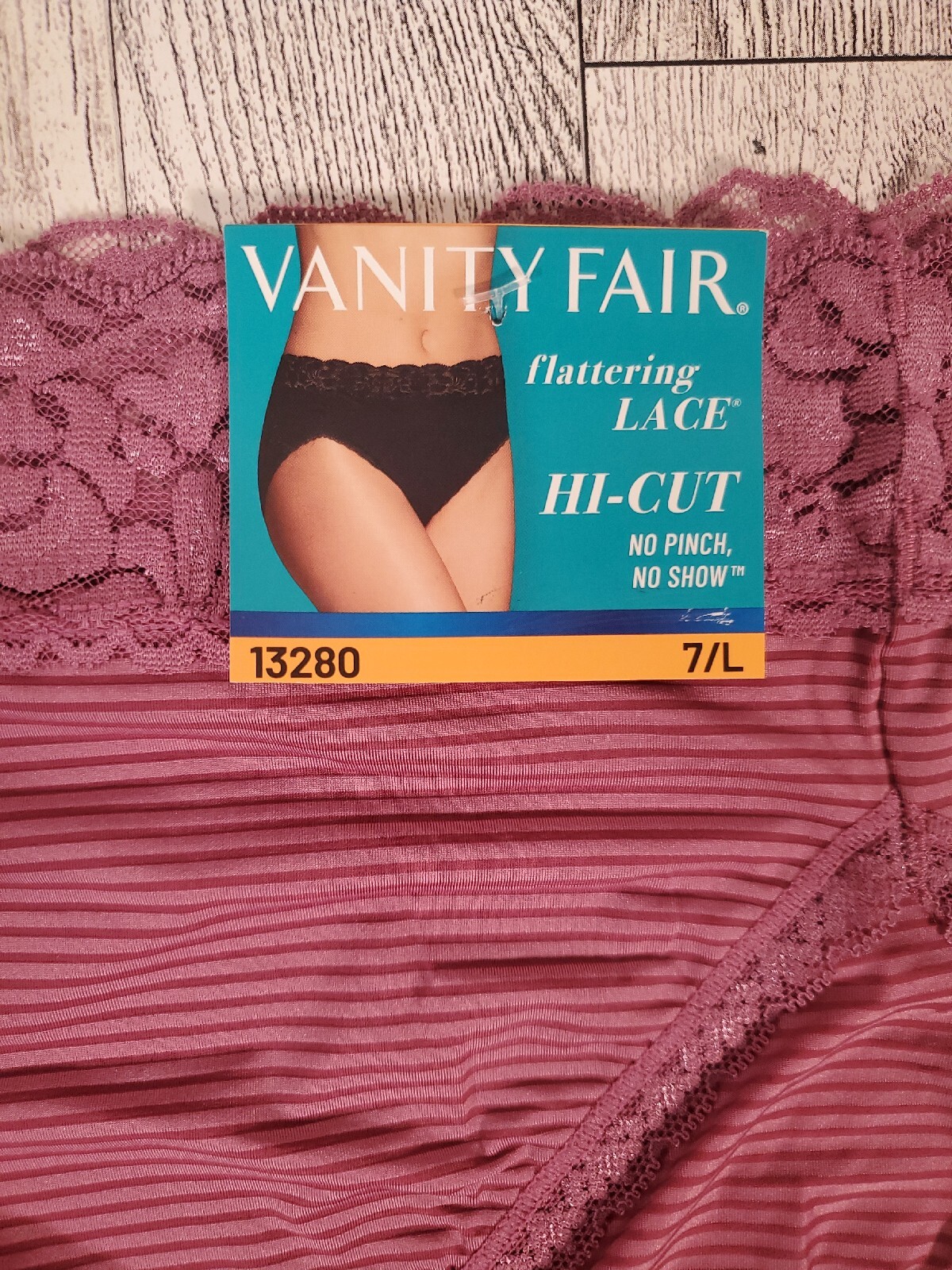Vanity Fair Hi-Cut 7 Large Womens Flattering Lace No Pinch Berry Glaze Stripe