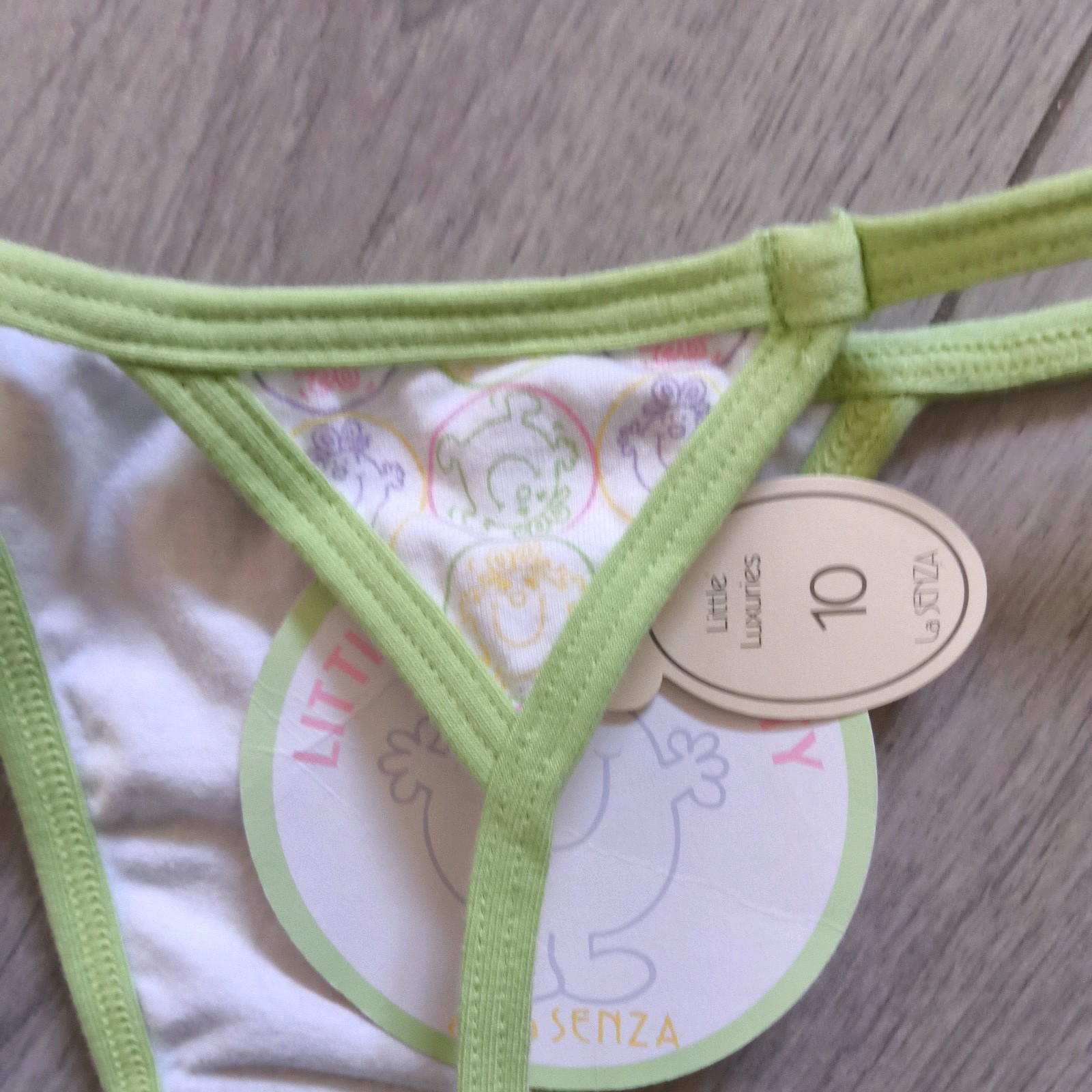 BNWT Vintage La Senza White & Green Little Miss Naughty Thong Size 6-8