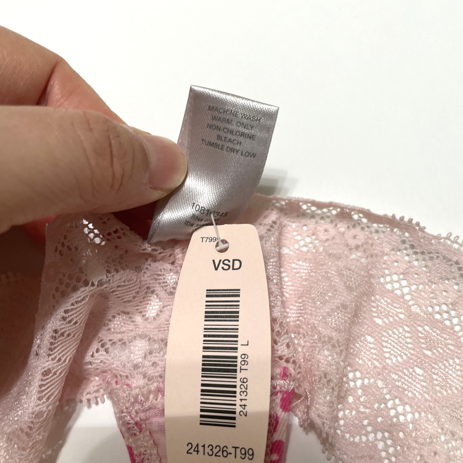 Victoria’s Secret Women’s Bundle of 2 Lace Panties Size Large Blue Pink NWT