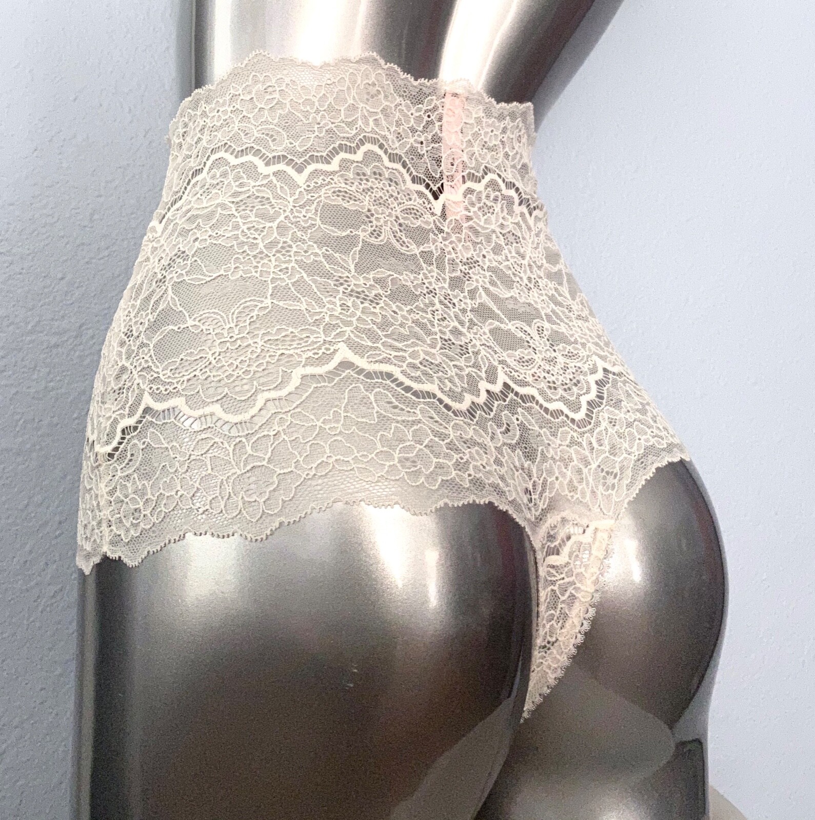 Victoria’s Secret Thong Panty High Waist Corded Lace Coconut White Sexy XS S M