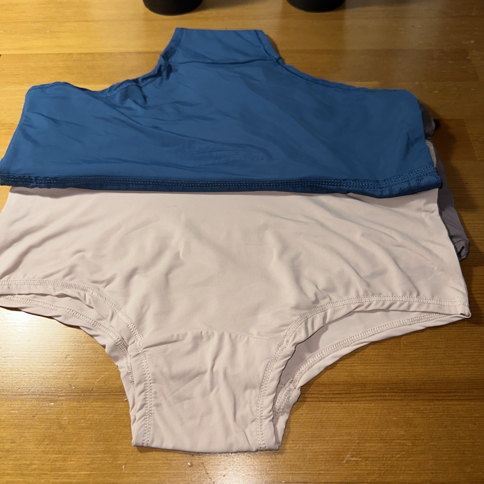 Tommy Hilfiger 3 Pack Logo Nylon Elastane Micro Boyshort Size Small Ben,Tan,Nvy