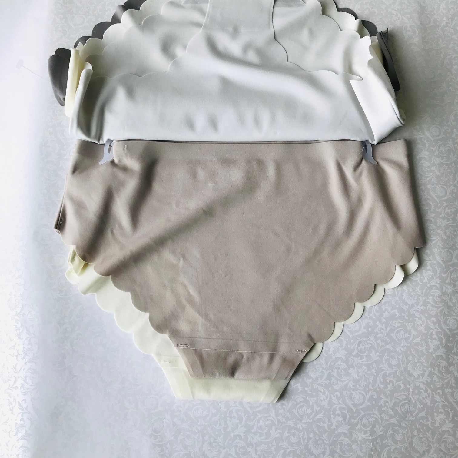 Danskin Intimates Soft No Show Panties 5 set Size : M