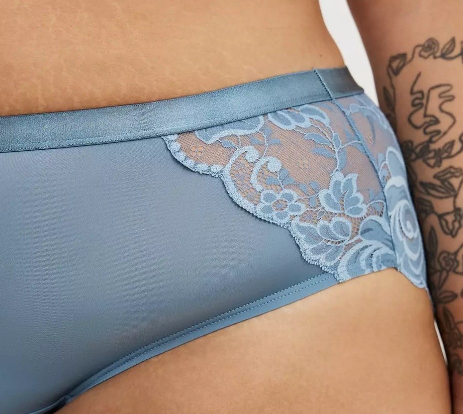 NWT – Torrid Teal Microfiber Lace Back Hipster Panties Sz 5 (28W) – RET. $20.90