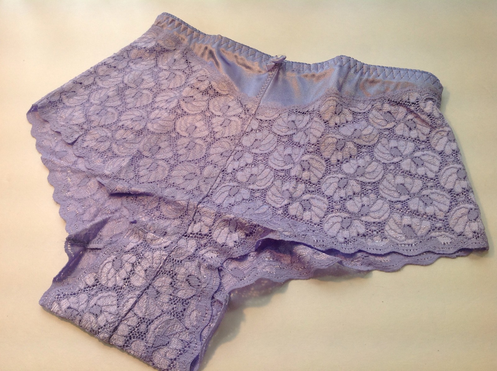 Women Panties,Bikinis Briefs “Eva Cervantes” size Medium Lavender Fishnet Floral