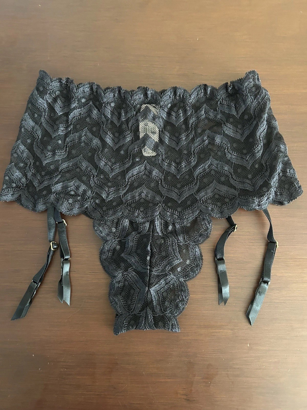 VICTORIA’S SECRET Garter Panty XS/ S Gorgeous Sexy Classic NWT Bonus Stockings