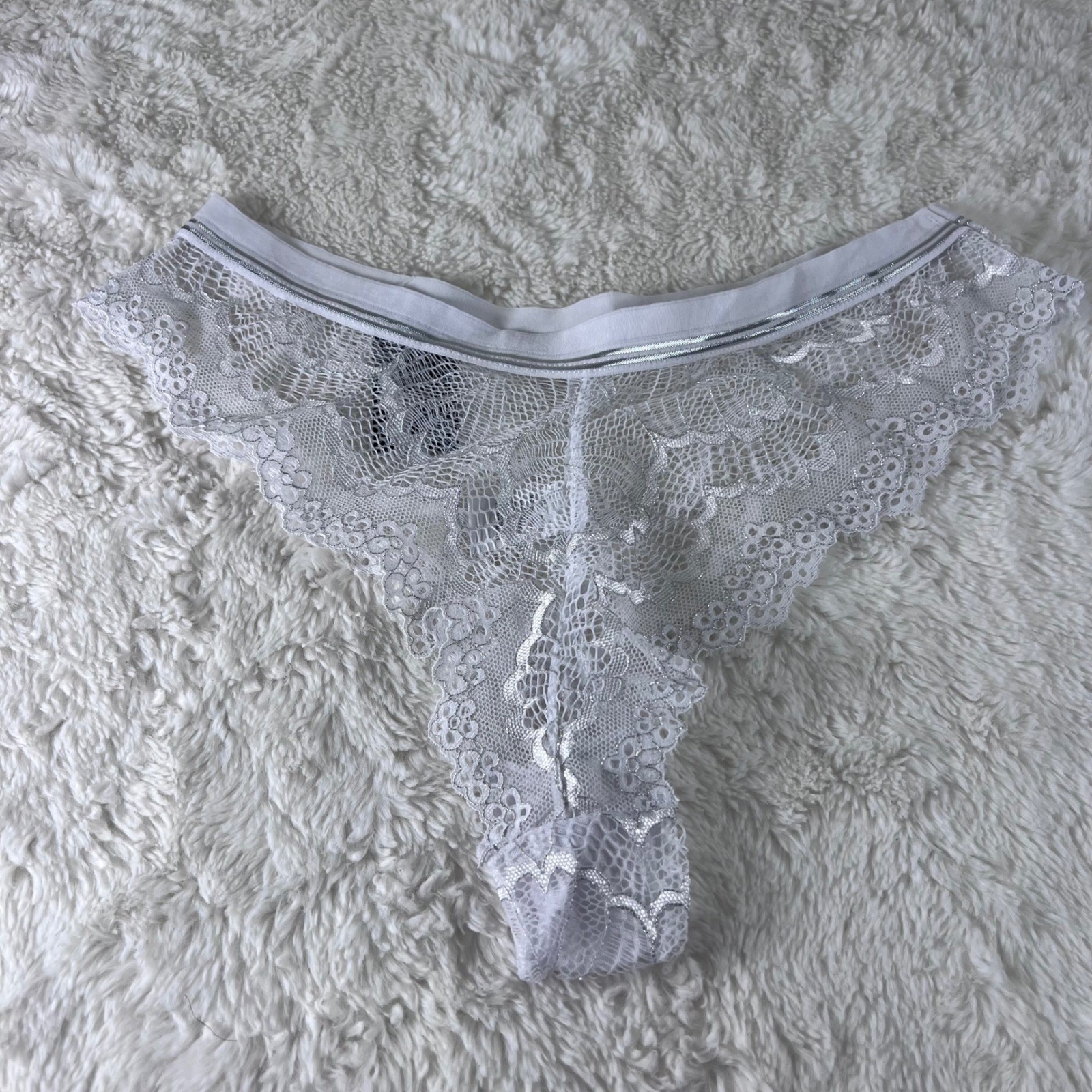 Fredericks of Hollywood Lace Thong Panty White Silver Metallic Trim Size M